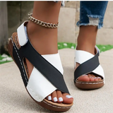 Girons Comfortable and Lightweight Sandals in Black/White