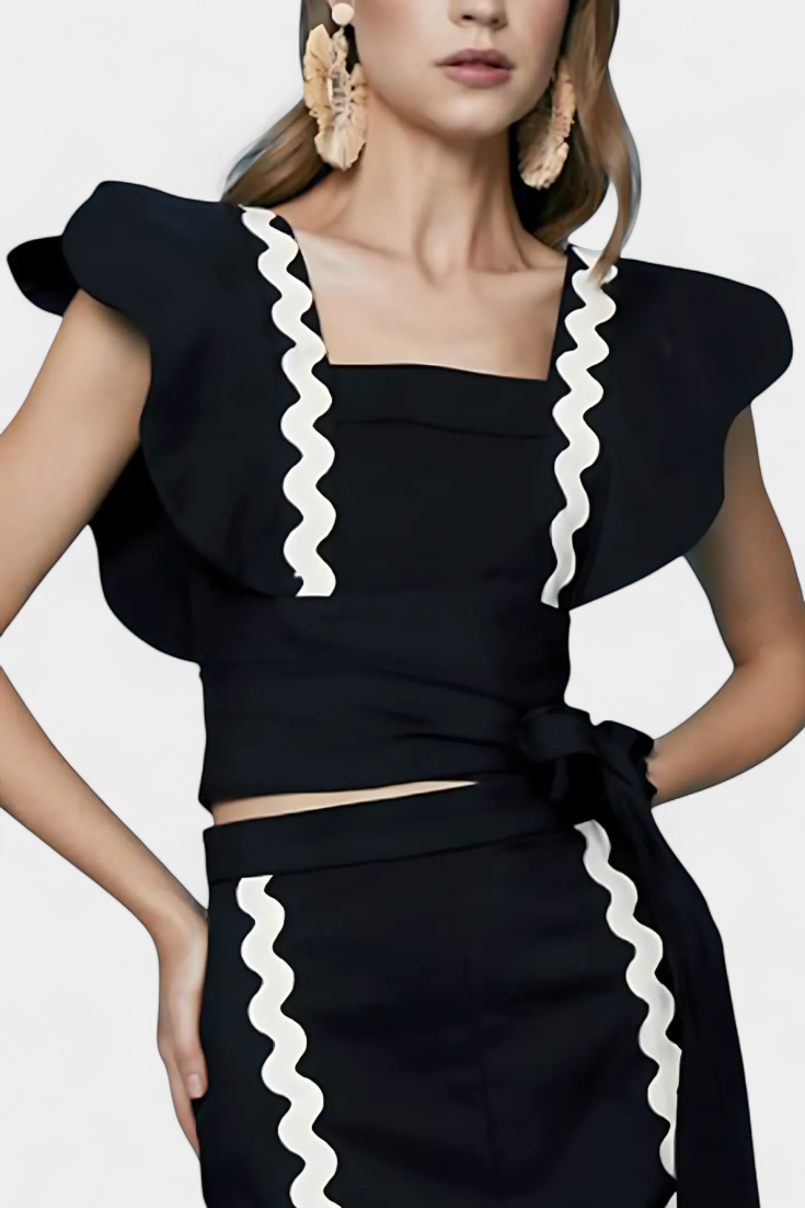 Ruffle-Sleeve Fitted Top with Wavy Accents, photo 4