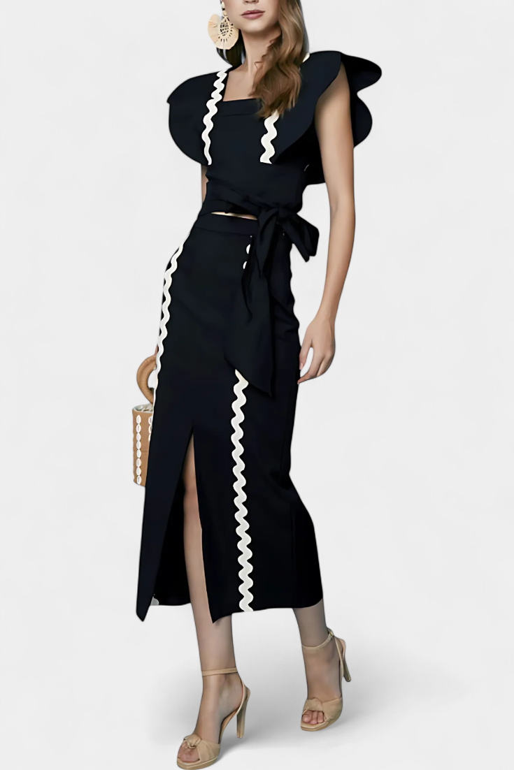 Ruffle-Sleeve Fitted Top with Wavy Accents, photo 3