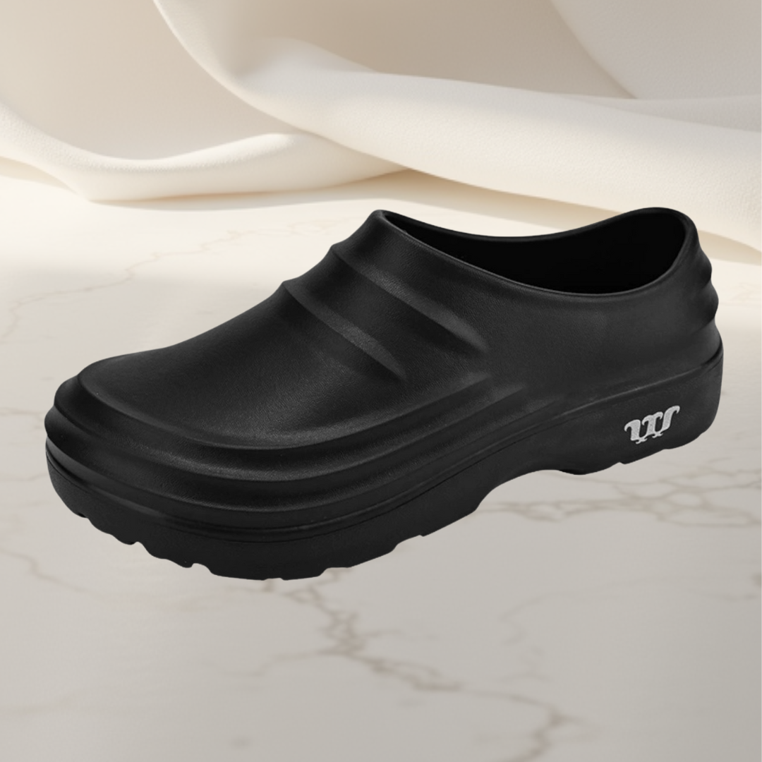 Leslie Comfort Sandals in Black