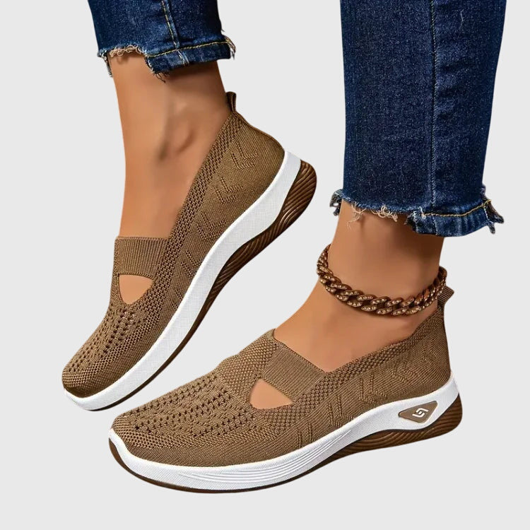 Women's Comfort Walking Shoes in Beige