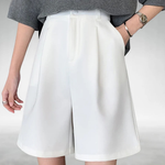 Dana Everyday Shorts with a Relaxed Fit in White