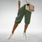 Sophie Capri Pants with a Relaxed Fit in Army Green