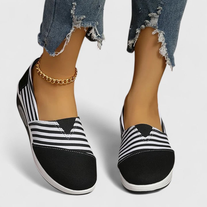 Julia Comfort Sneakers, photo 3