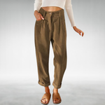 Jane Capri Pants with a Relaxed Fit in Coffee