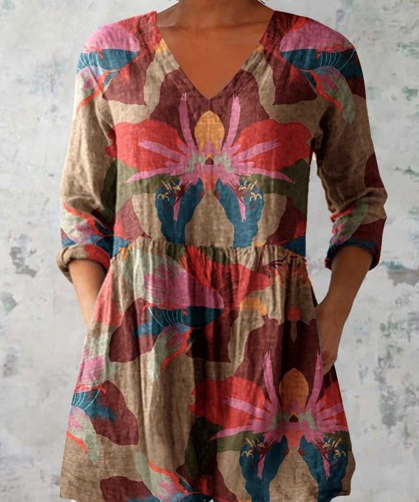 Sarah Long Blouse with V-Neck in Multicolor