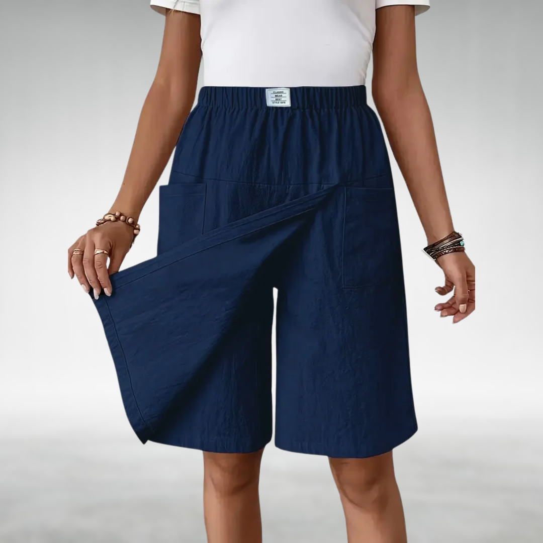 High-Waisted Shorts with a Relaxed Fit in Navy Blue