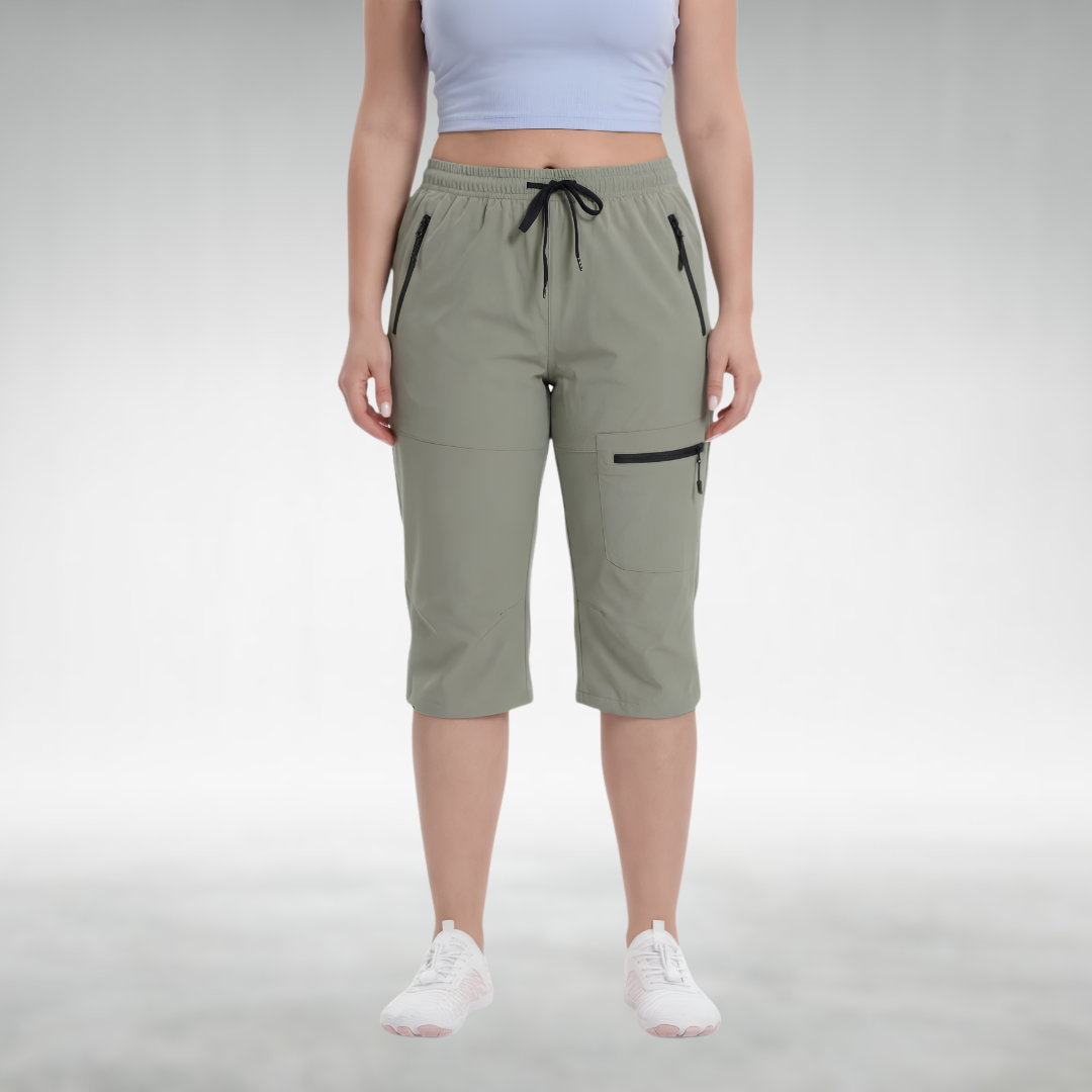 Outdoor Capri Pants with a Relaxed Fit in Green