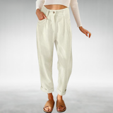 Jane Capri Pants with a Relaxed Fit in Beige