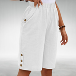Laura Everyday Shorts with a Relaxed Fit in White