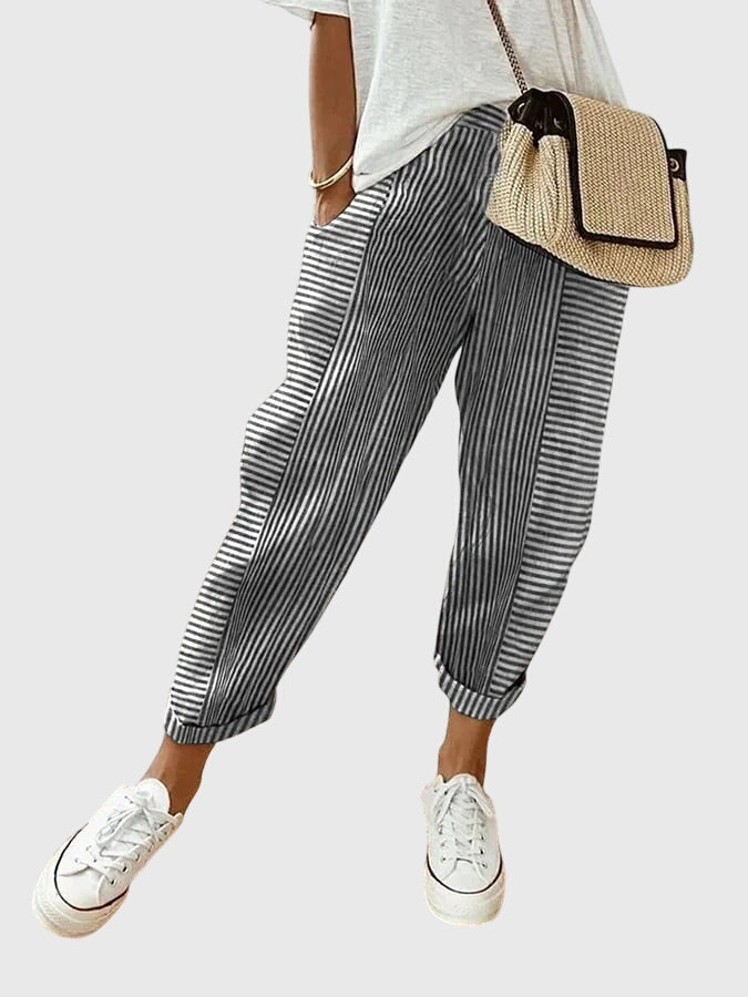 Women's Elegant Autumn Pants in Black