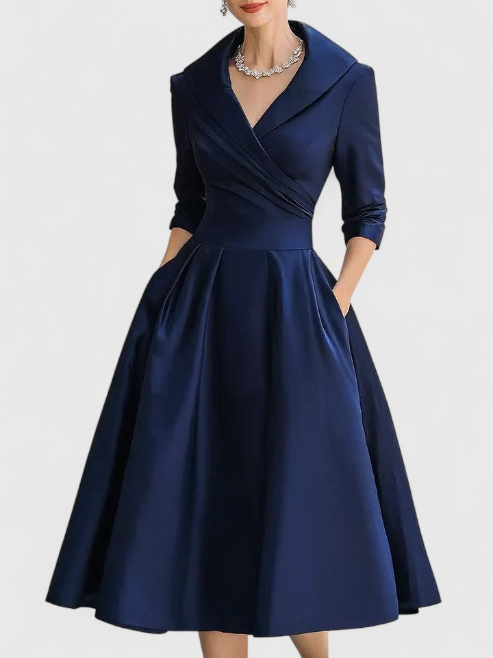 Yan Elegant Midi Dress in Navy