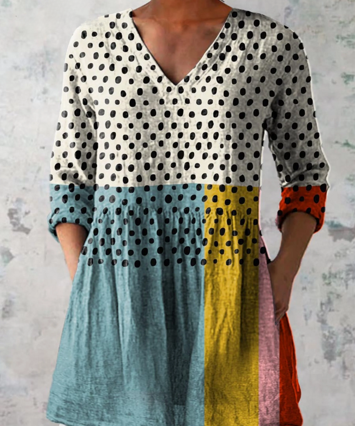 Valerie Long Blouse with V-Neck in Multicolor