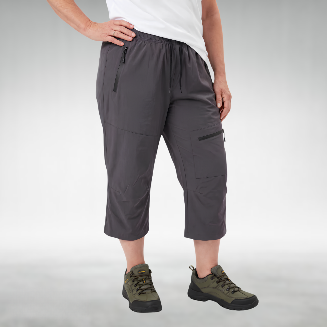 Outdoor Capri Pants with a Relaxed Fit in Dark Gray