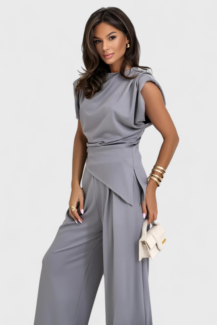 Asymmetrical Set with Draped Shoulders and Flared Pants, photo 11