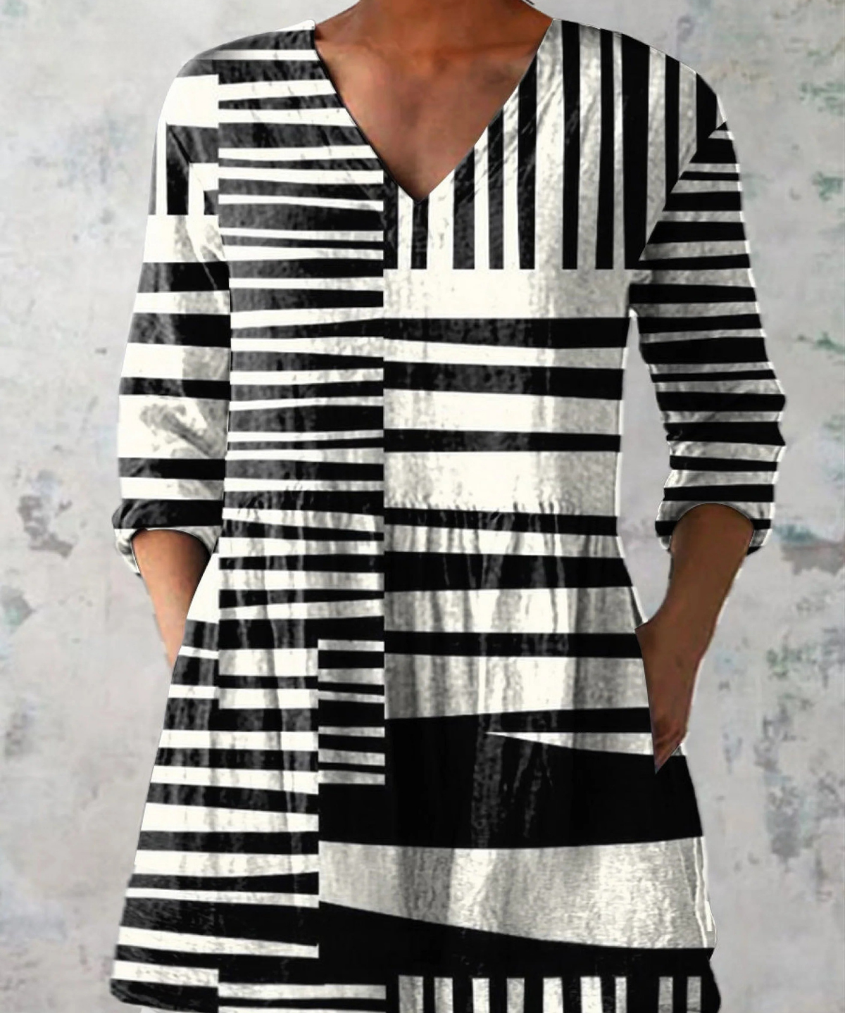 Sophie Long Blouse with V-Neck in Black White