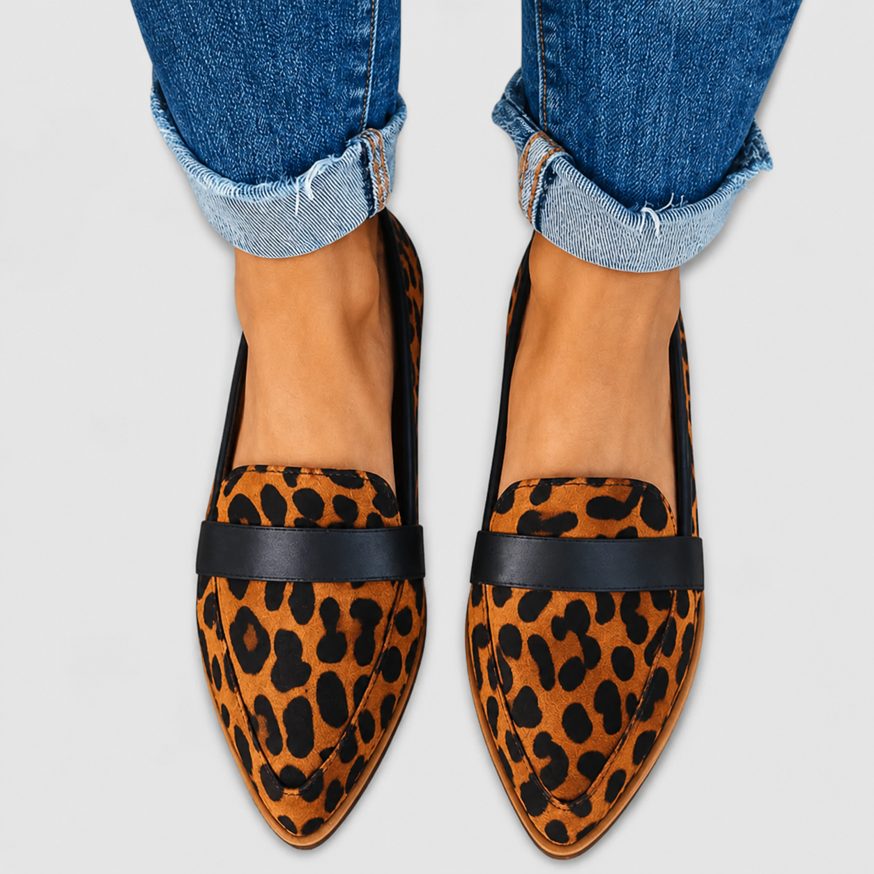 Women's Soft Suede Comfort Slippers in Leopard