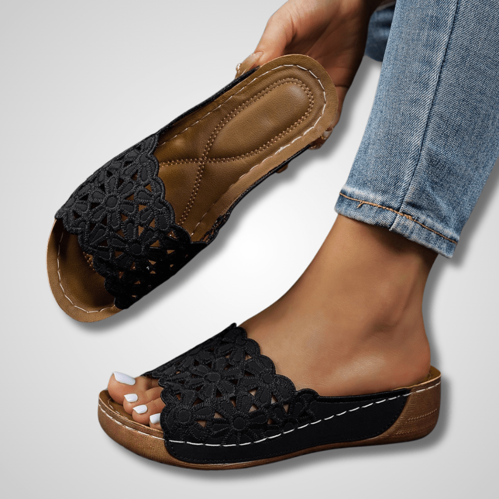 Rene Comfort Sandals in Noir Petal