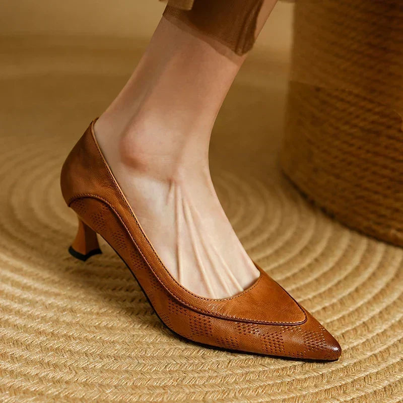 Brooklyn Elegant Pumps in Brown