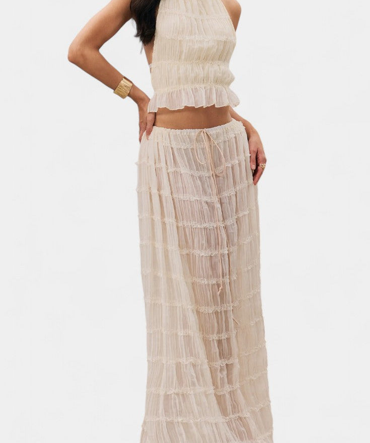 Halter Neck Pleated Ensemble with Flowing High-Waisted Skirt, photo 2