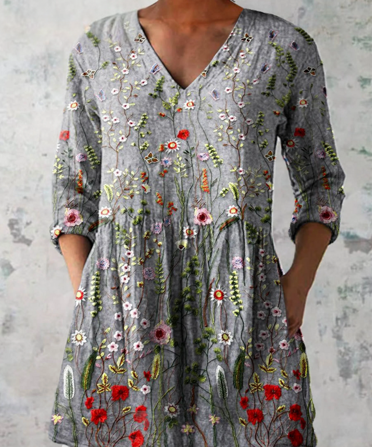 Amelie Long Blouse with V-Neck in Gray