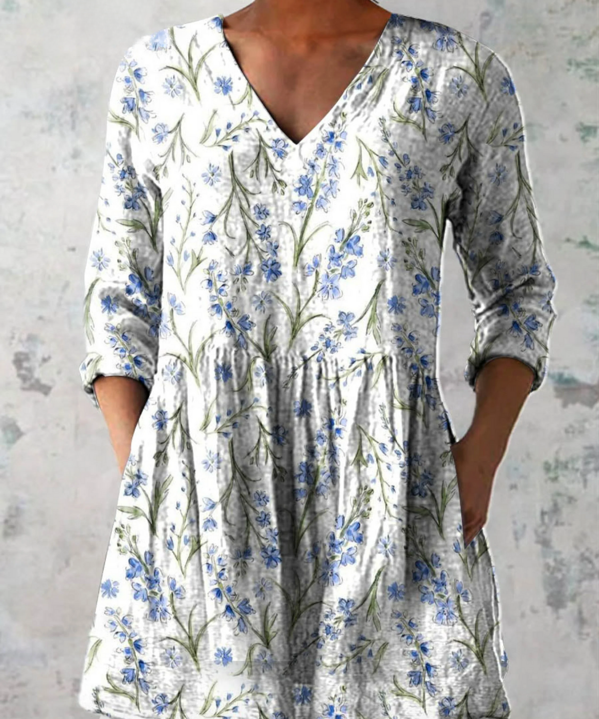Jeanne Long Blouse with V-Neck in White