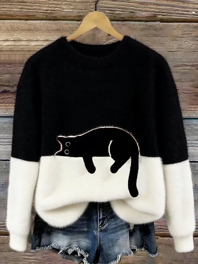 Women's Soft Cat Graphic Sweater in Black