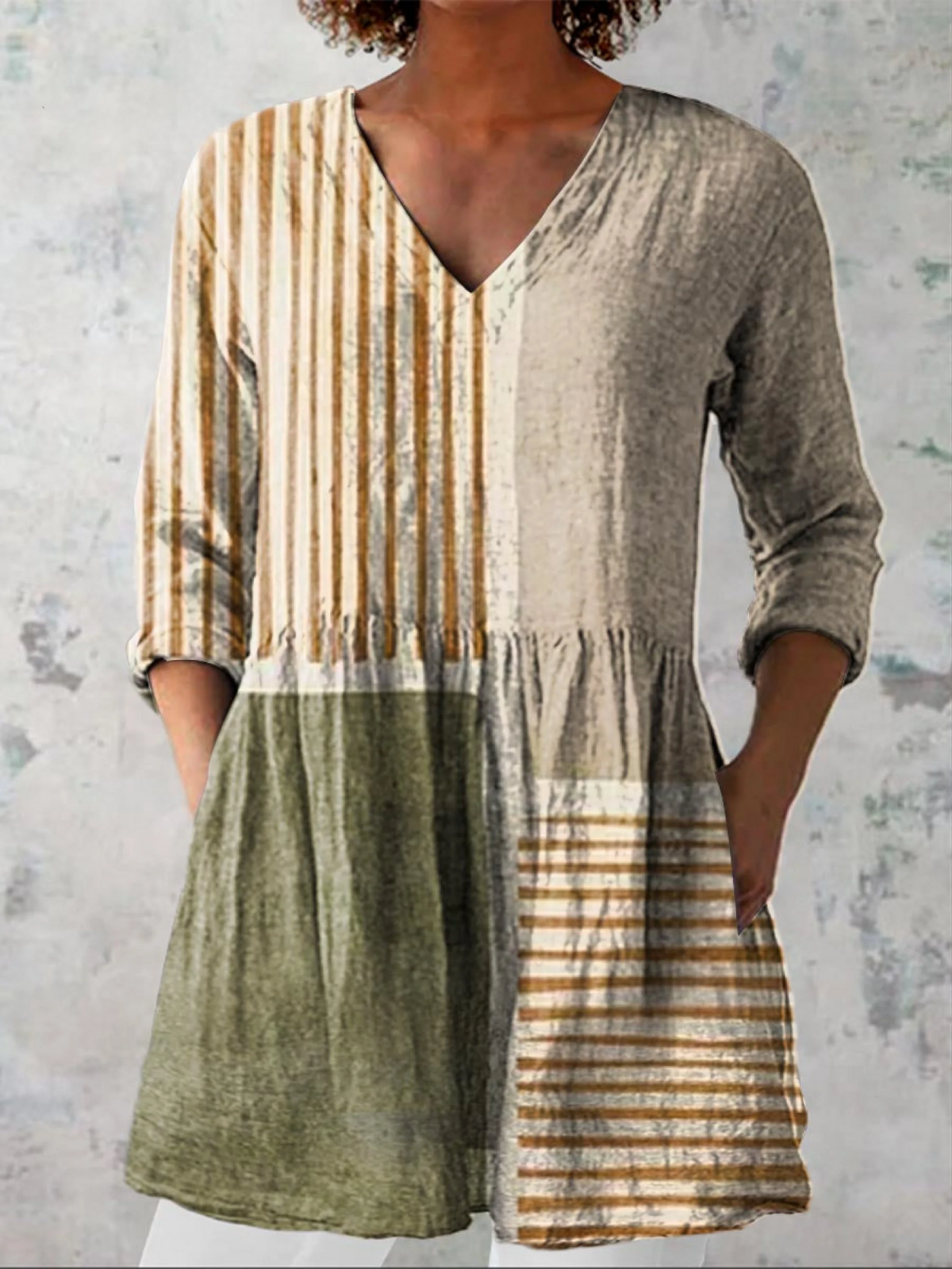 Camille Long Blouse with V-Neck in Multicolor