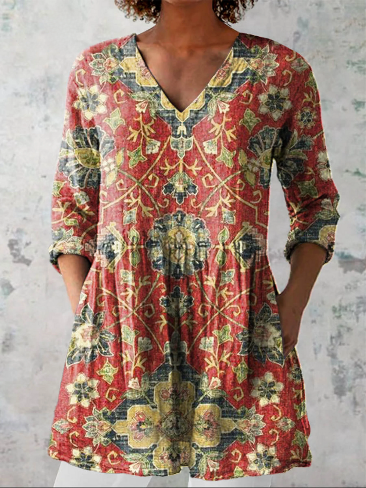 Lea Long Blouse with V-Neck in Multicolor