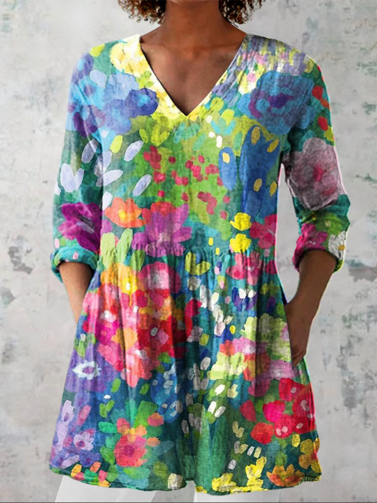 Maelle Long Blouse with V-Neck in Multicolor