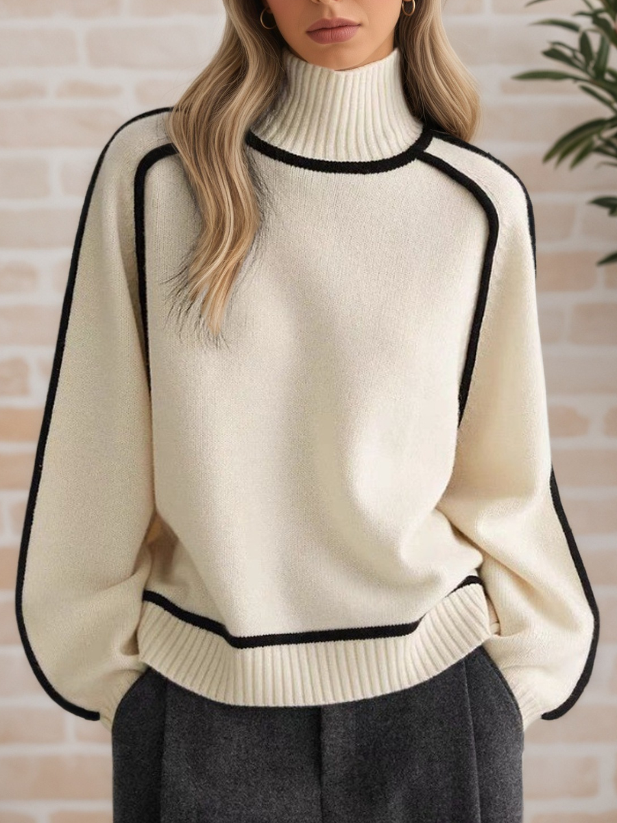 Donna Elegant Mock-Neck Sweater in White