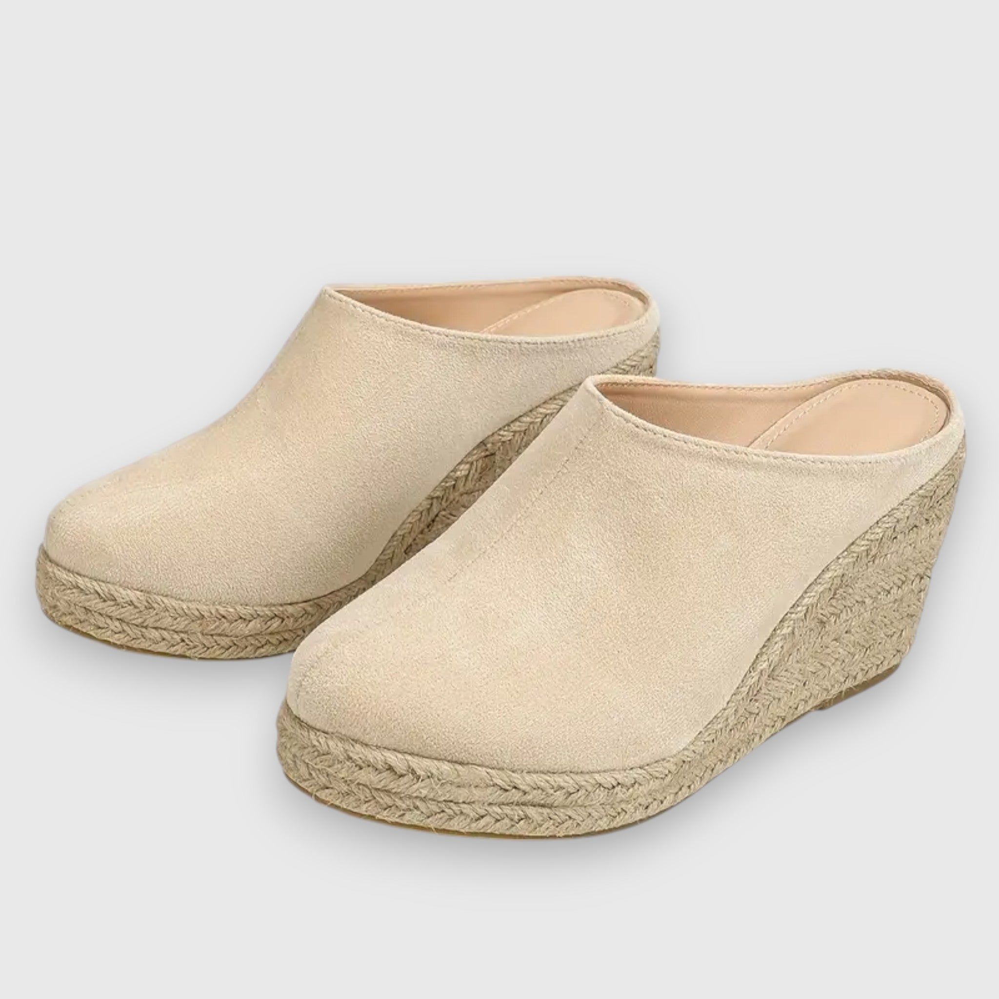 Kath Comfort Sandals in Beige