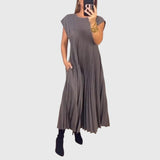 Mariana Elegant Dress in Gray