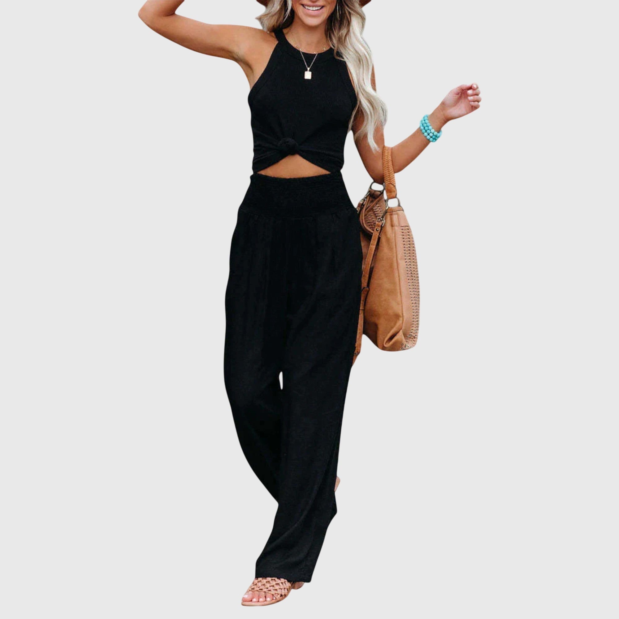 Women's Airy and Elegant Pants in Black