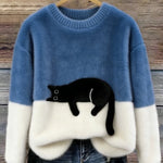 Women's Soft Cat Graphic Sweater in Blue