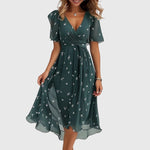 Women's Chic Midi Dress in Green