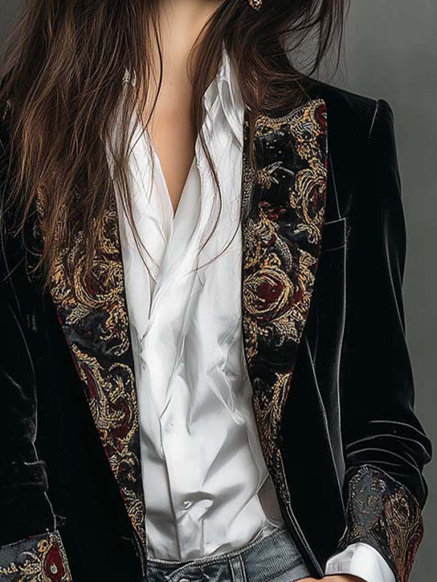 Léontine | Fitted Black Baroque Printed Blazer