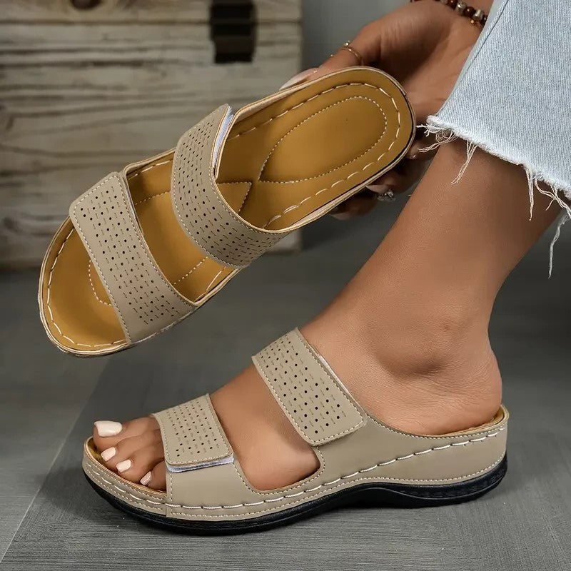 Women's Lightweight Arch-Support Sandals in Beige