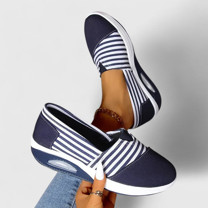 Julia Comfort Sneakers, photo 4