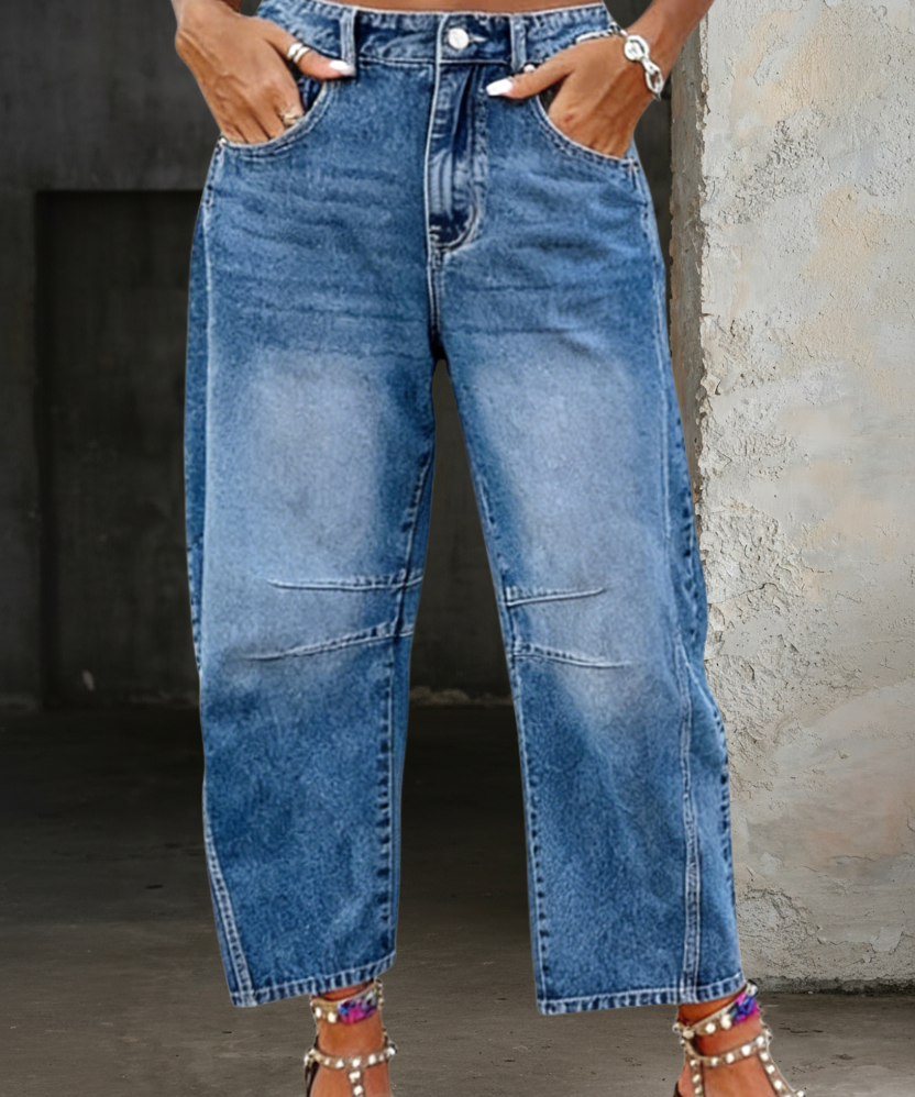 Women's Flared Jeans in Blue
