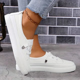 Flats – Subtle Comfort for Effortless Steps in White