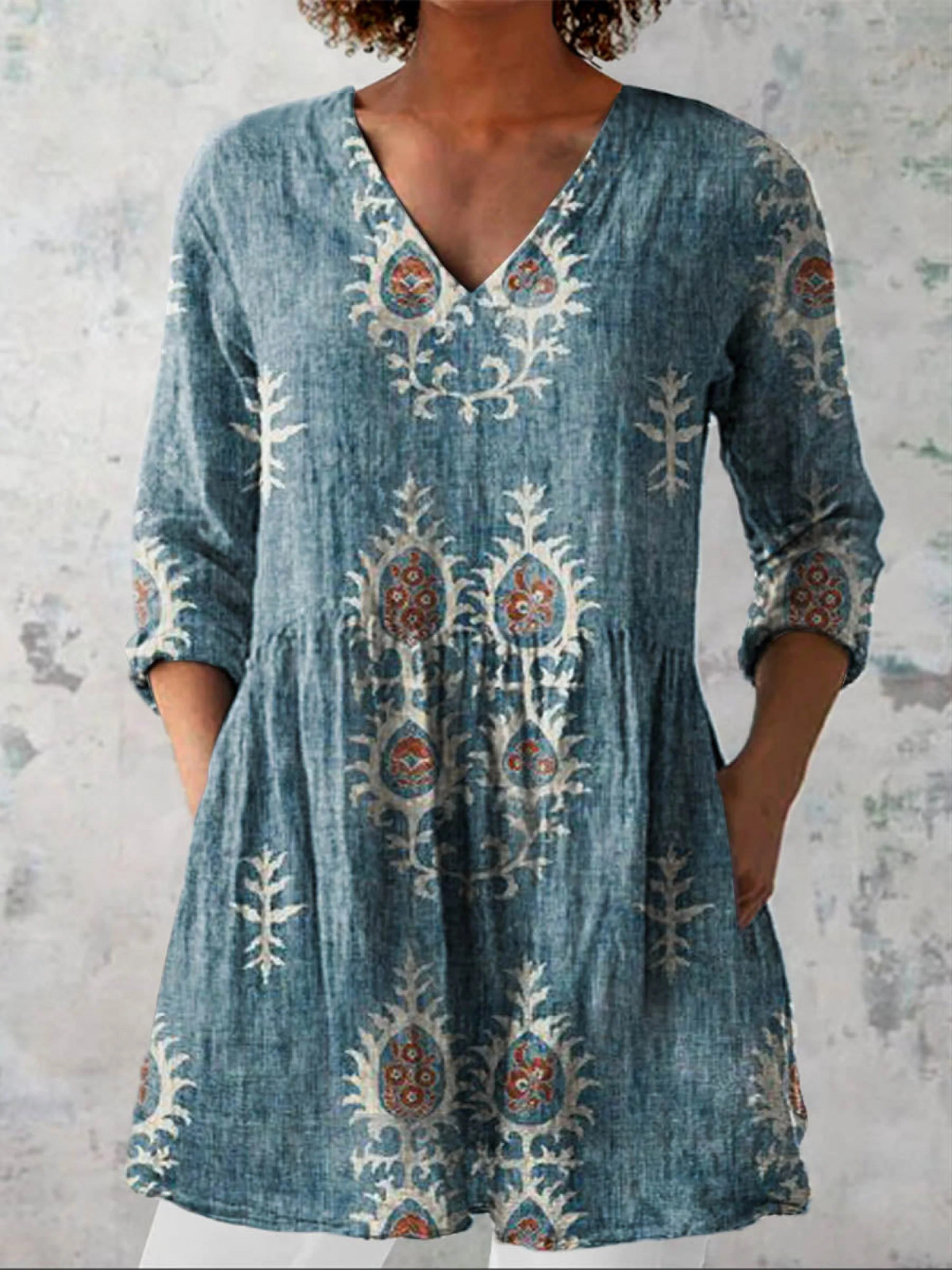 Elise Long Blouse with V-Neck in Blue