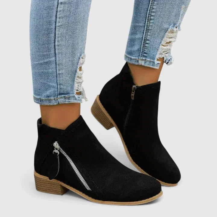 Marizheah Comfort Boots in Black