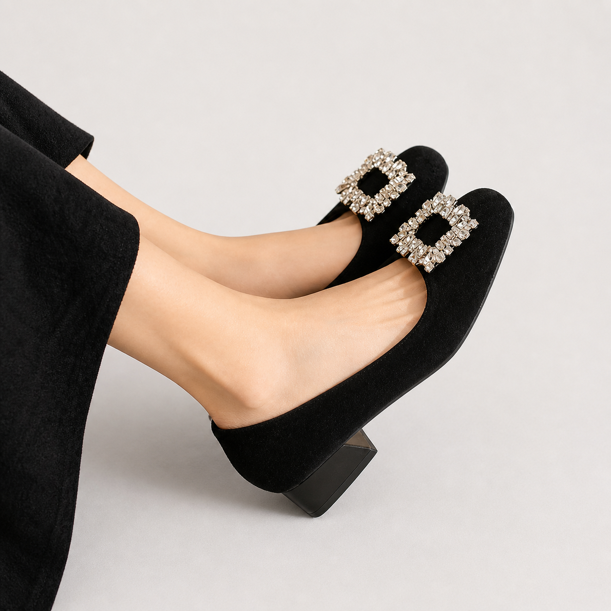 Julianyssa Comfort Heels in Black