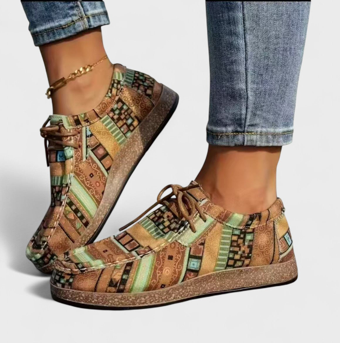 Seryphina Comfort Sneakers in Khaki