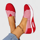 Julia Comfort Sneakers in Red