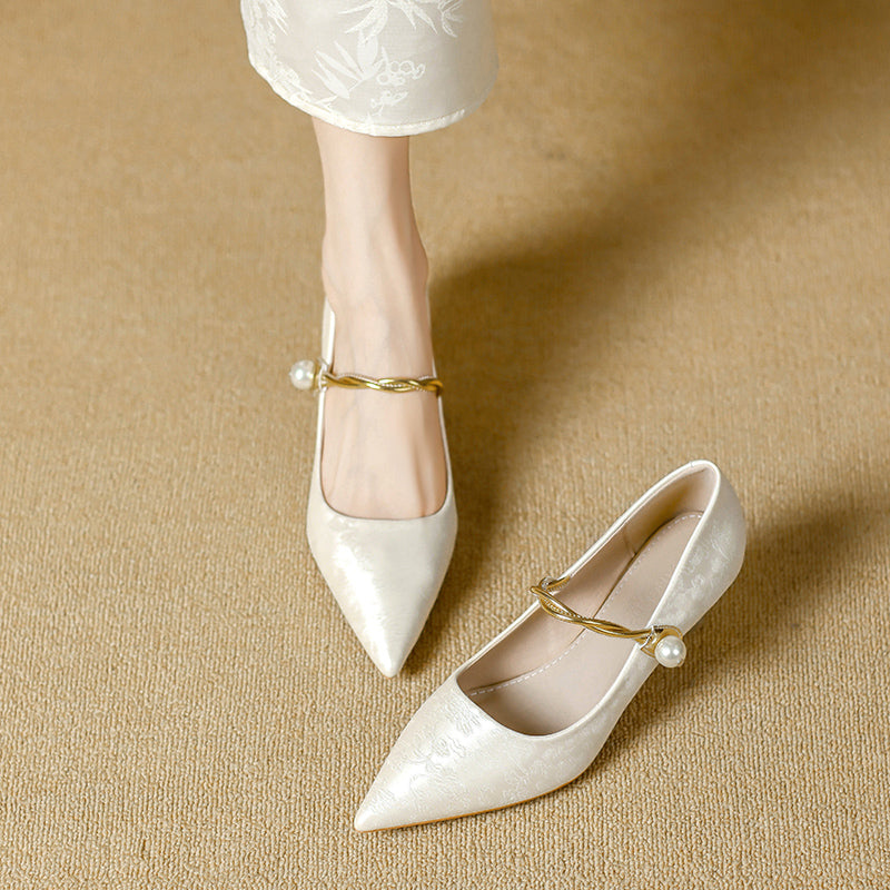 Women's Pearl-Strap Pointed-Toe Kitten Heels, photo 6