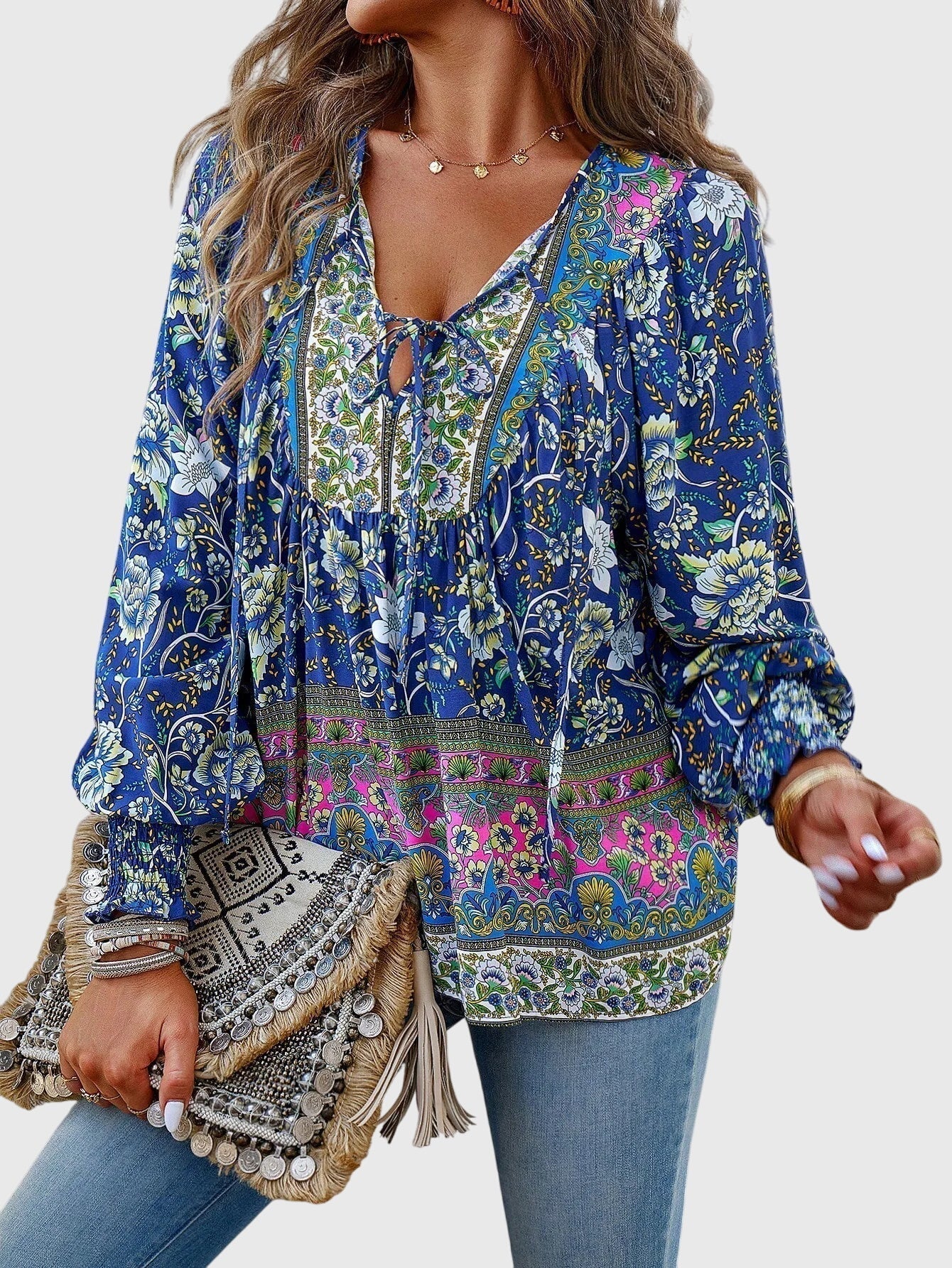 Women's Elegant Pullover in Navy Blue
