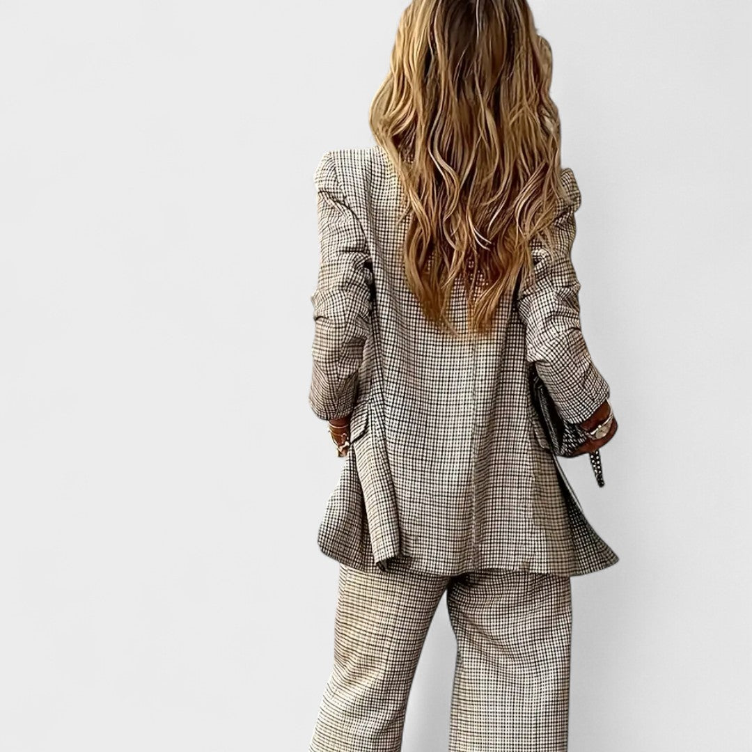 Women's Elegant Outfit – Molly, photo 5