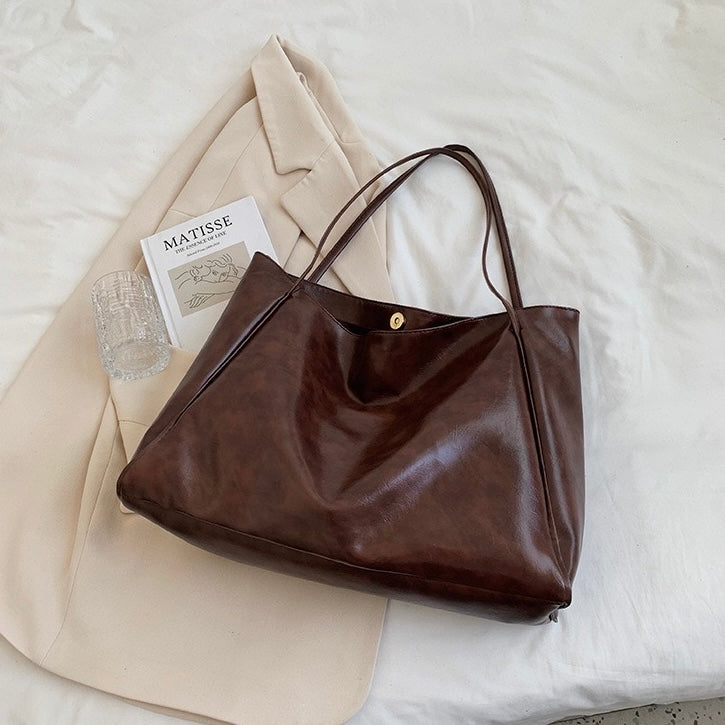 Women's Glossy Leather Handbag, photo 5